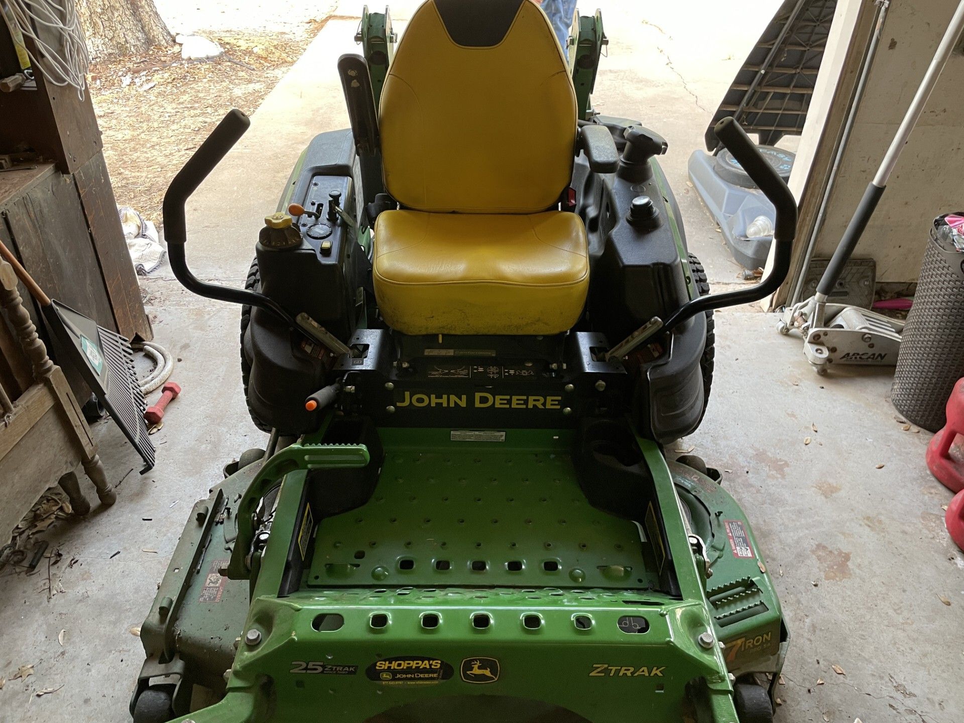 2022 John Deere Z920M Image