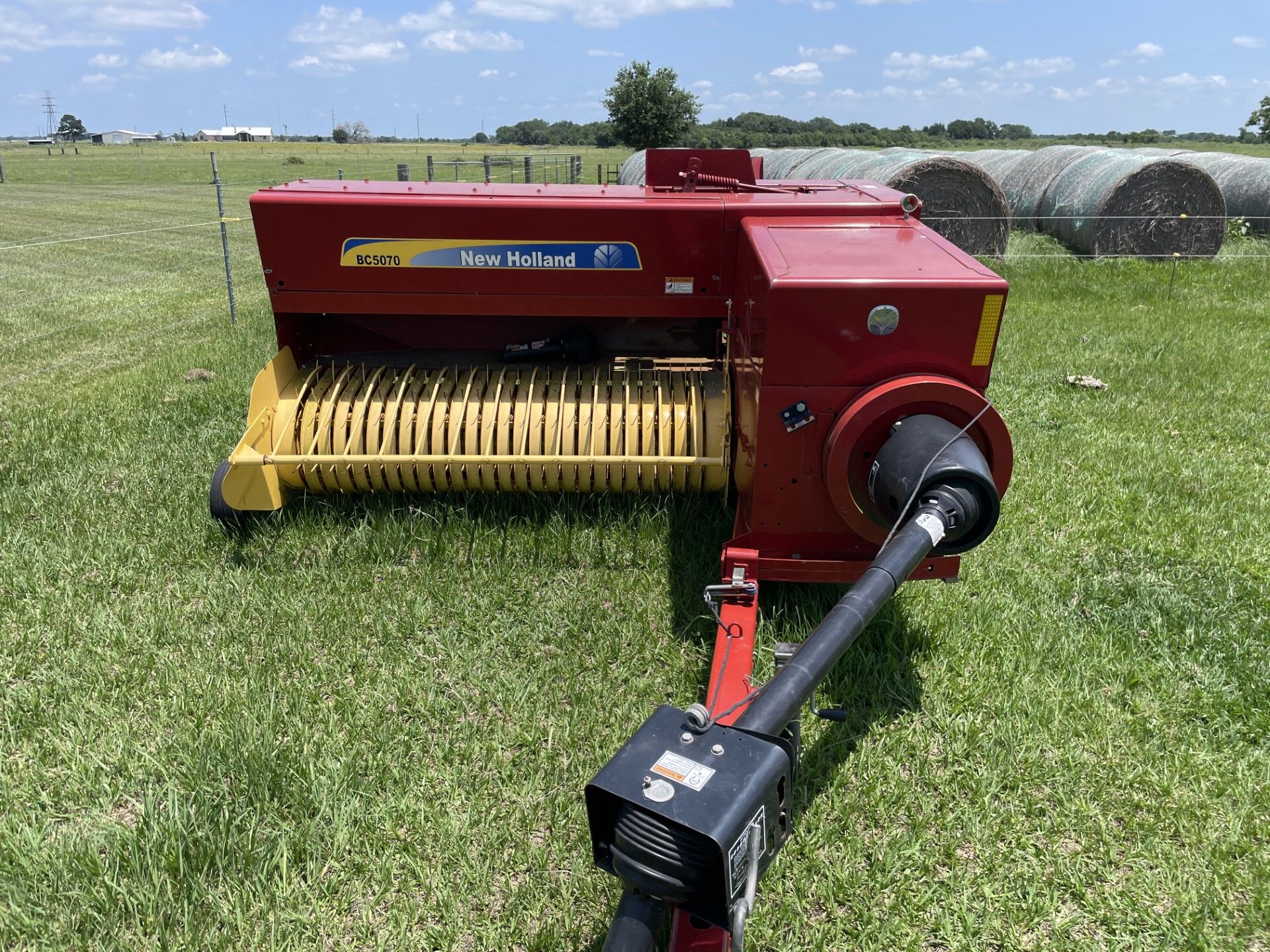 2011 New Holland BC5070 Image