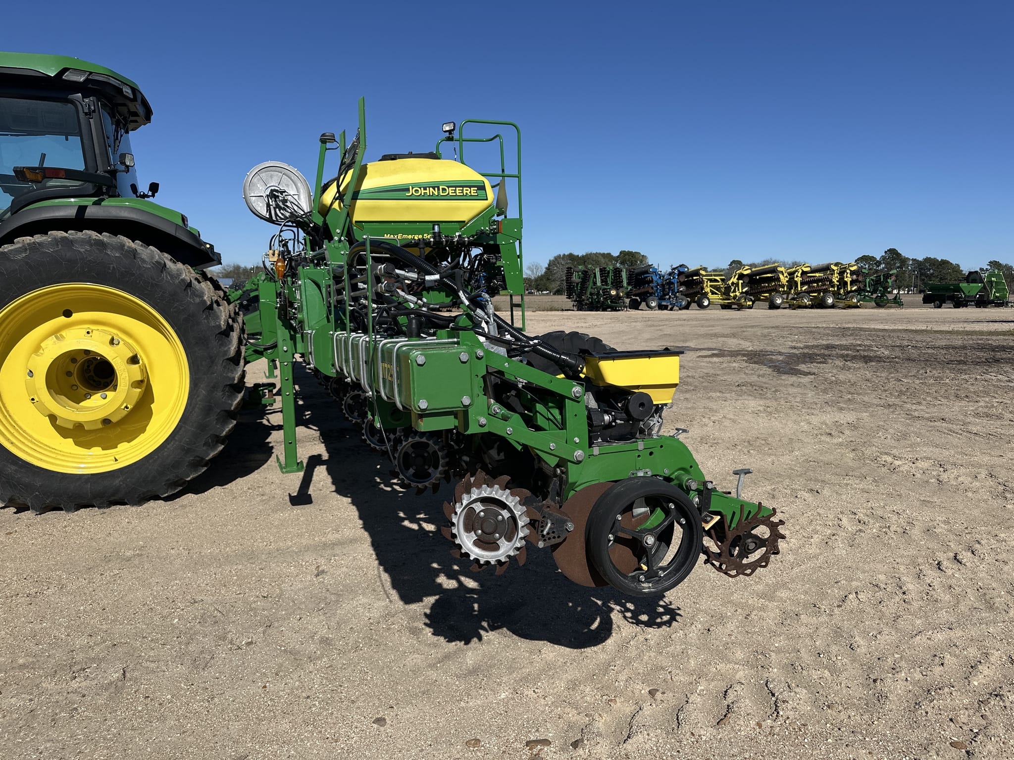 2020 John Deere 1725 CCS Image