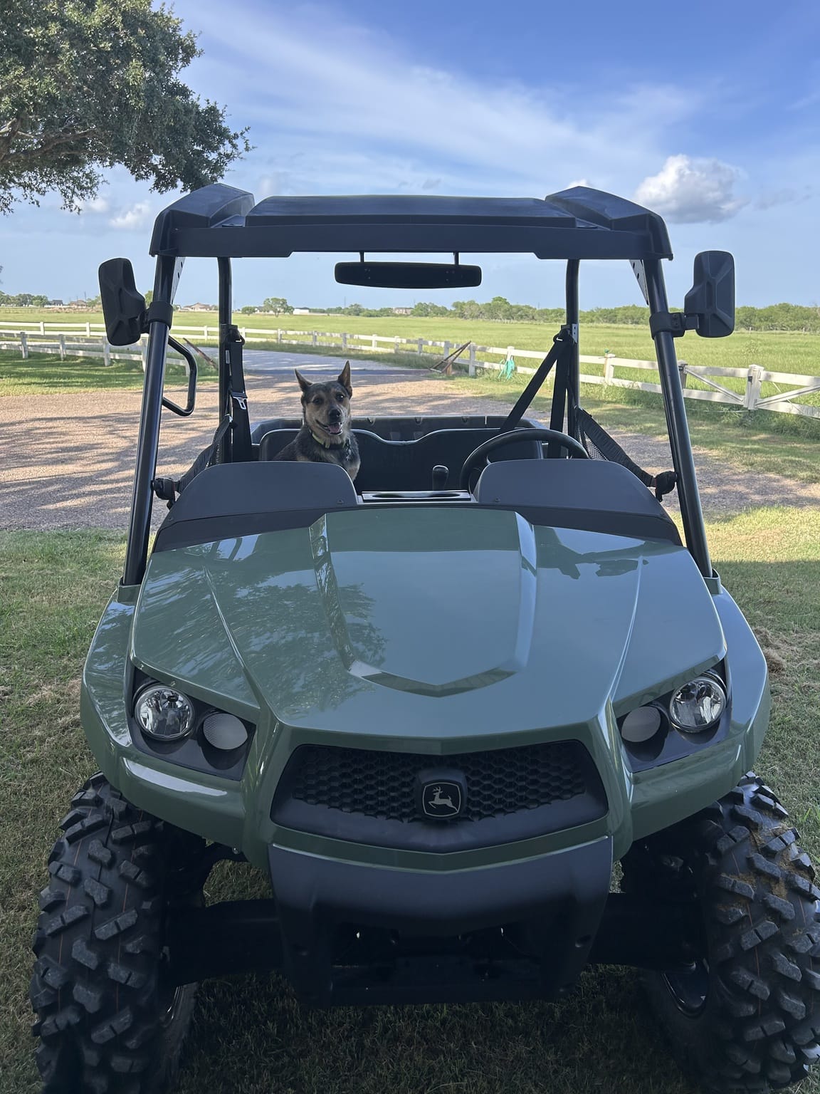 2024 John Deere XUV 590M Image