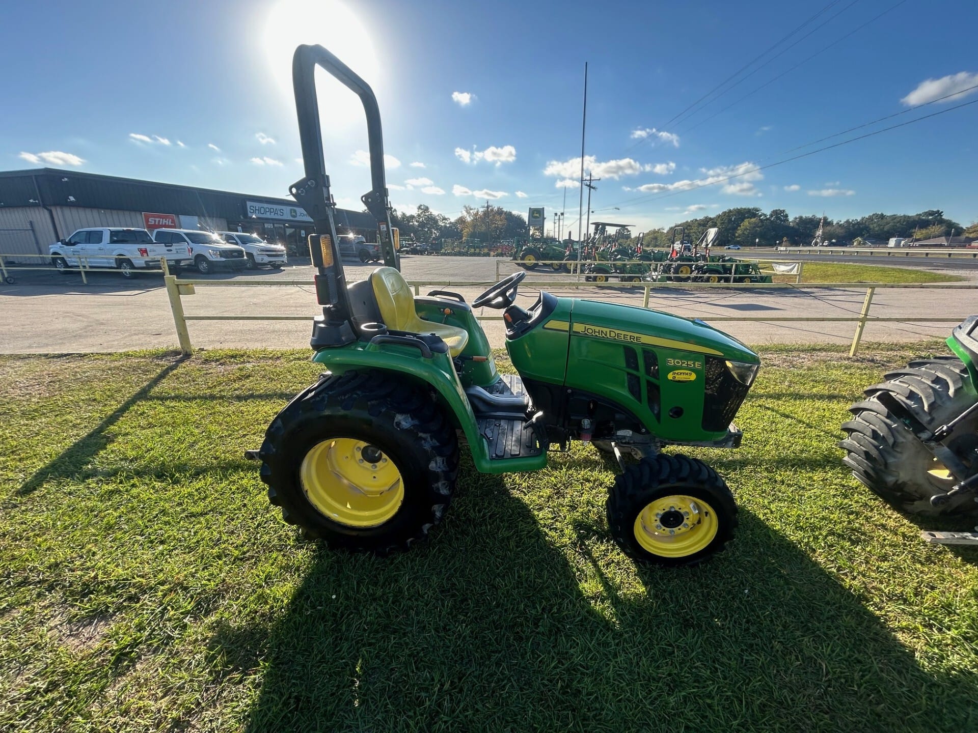 2023 John Deere 3025E Image