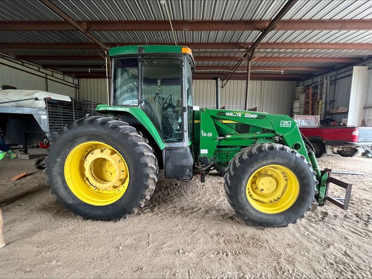 2002 John Deere 7510 Image