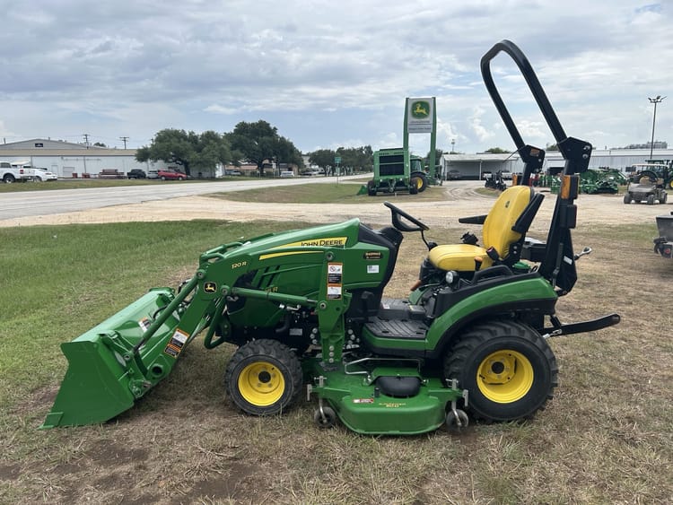 2024 John Deere 1025R Image