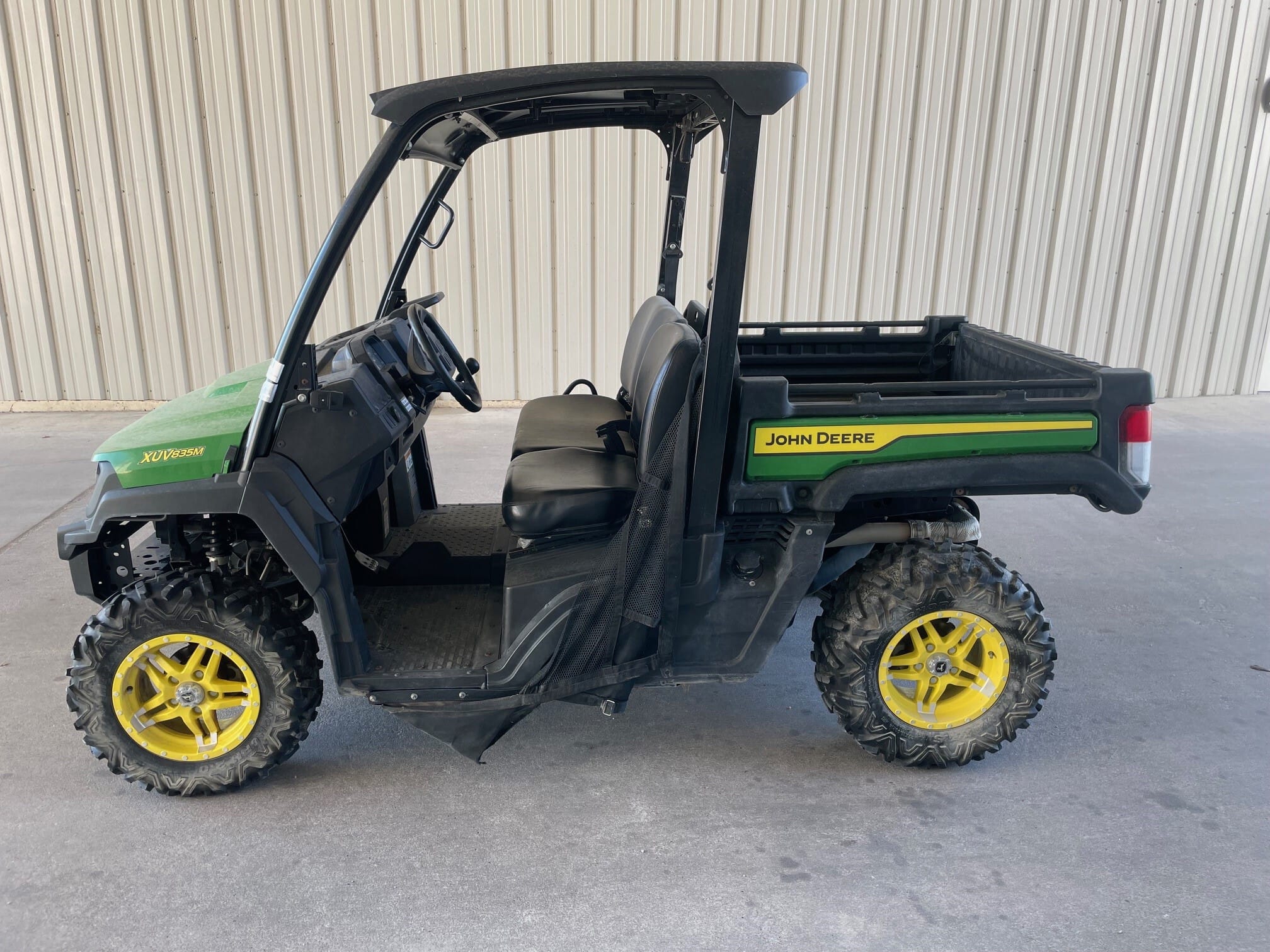 2024 John Deere XUV 835M Image