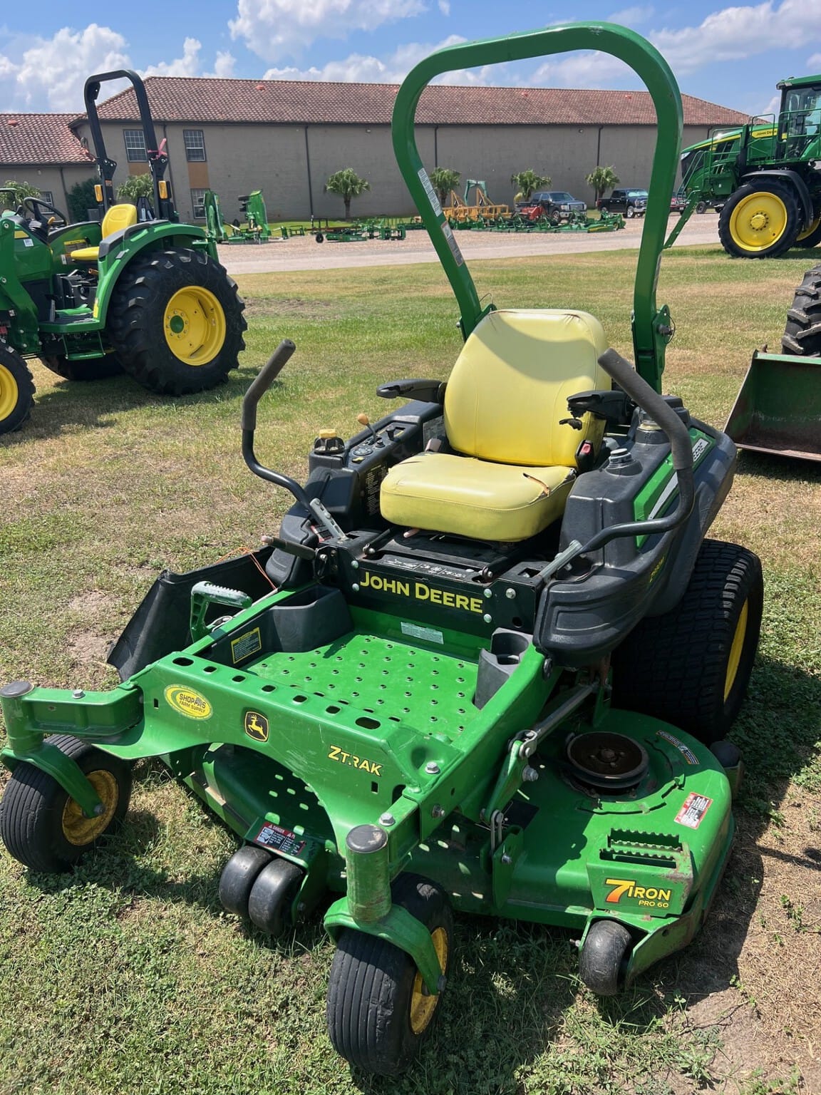 2016 John Deere Z930M Image