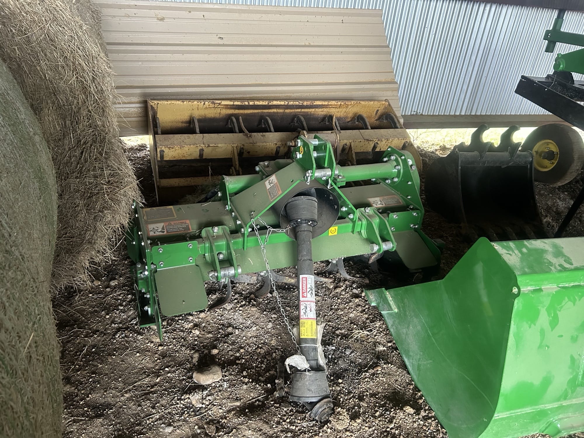 2024 Frontier RT3049R Image