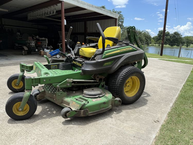 2014 John Deere Z920M Image