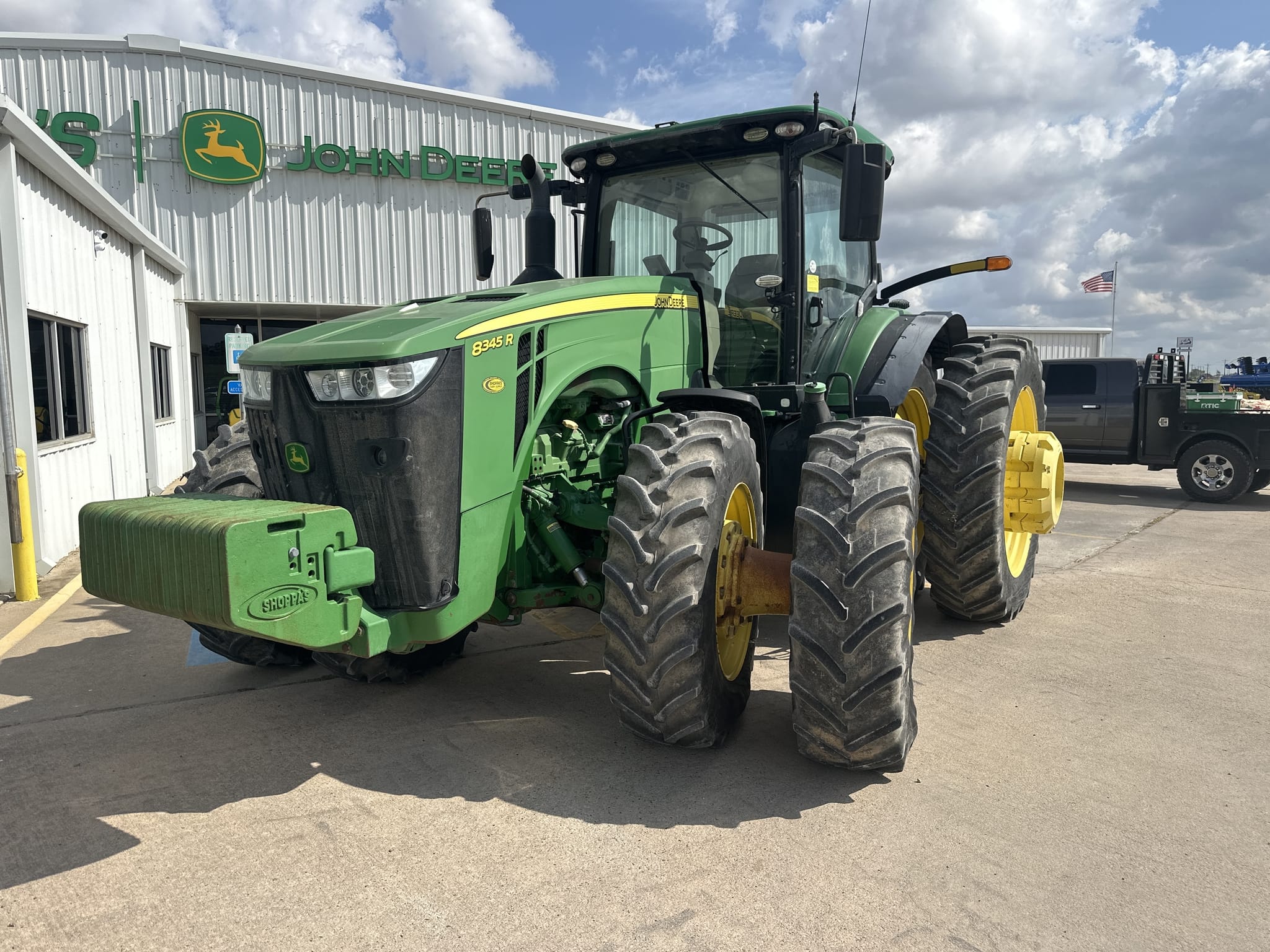 2017 John Deere 8345R Image
