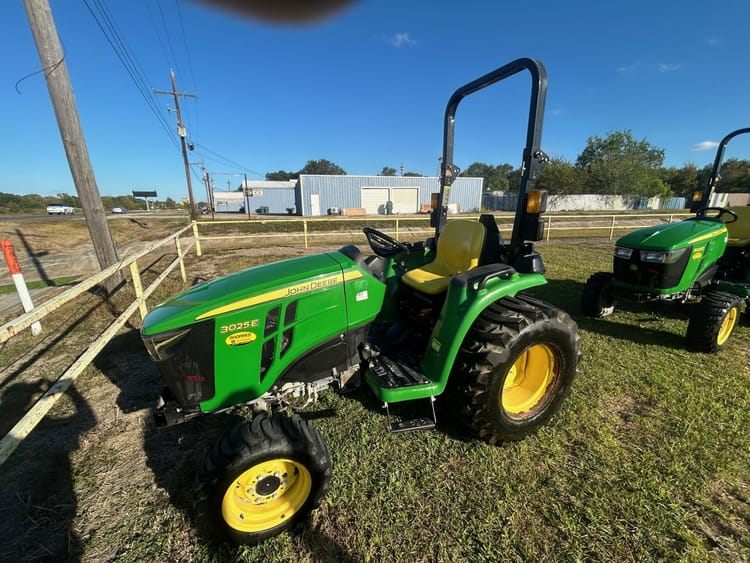 2023 John Deere 3025E Image