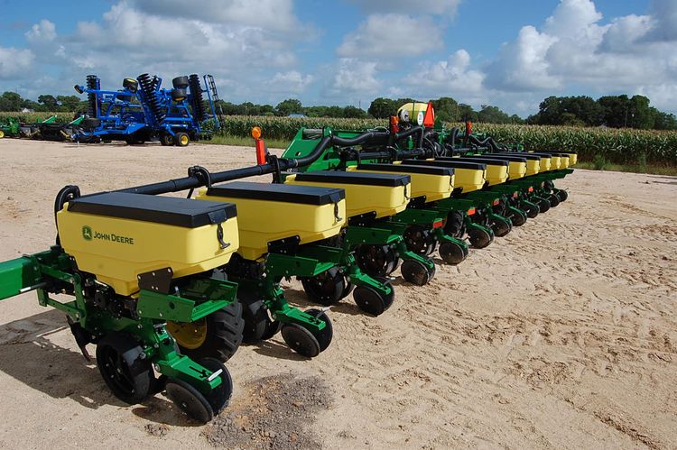 2024 John Deere 1725 Image