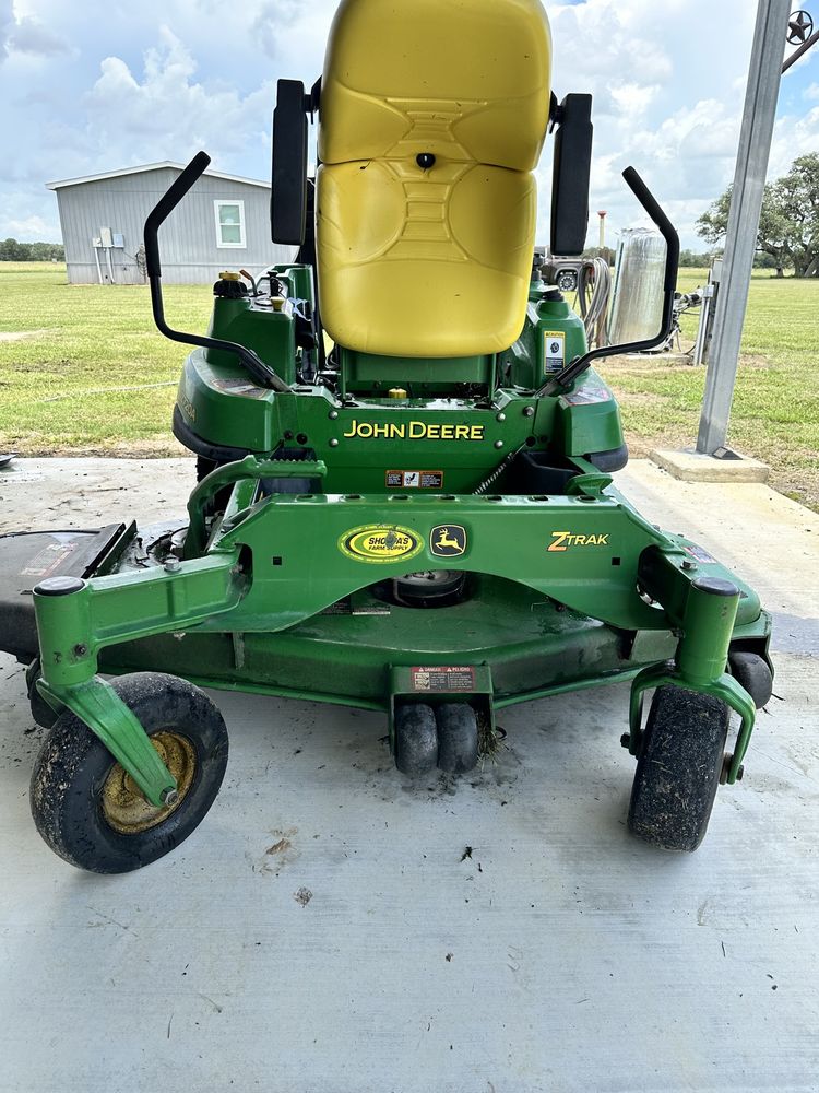 2012 John Deere Z720A Image