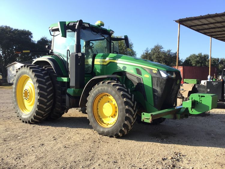 2021 John Deere 8R 230 Image
