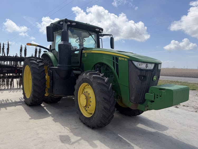 2018 John Deere 8245R Image