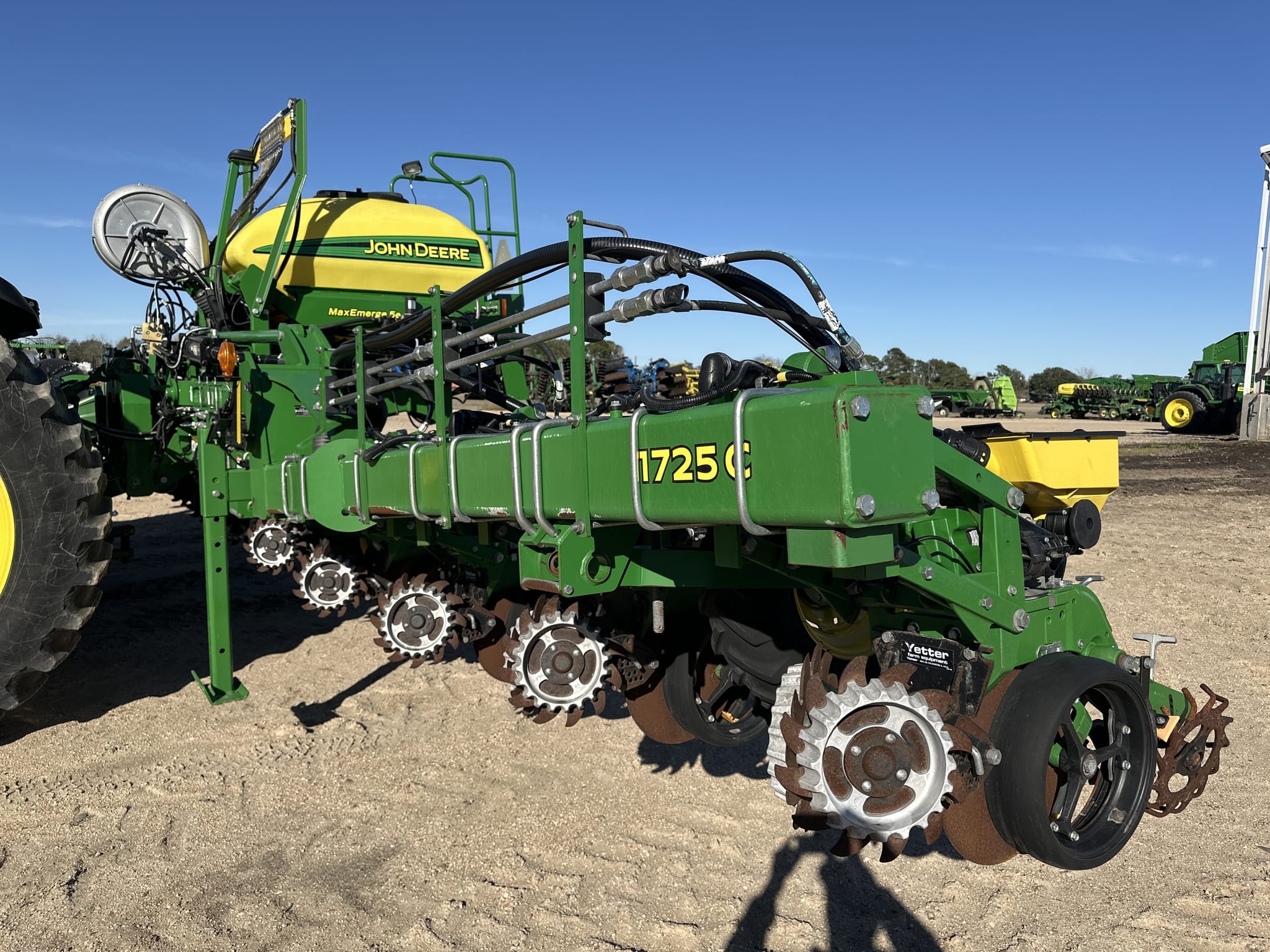 2020 John Deere 1725 CCS Image