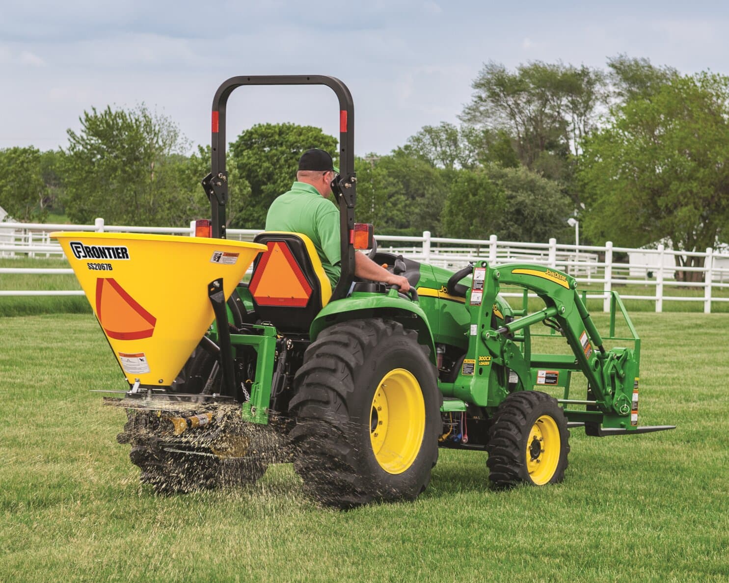 Frontier Broadcast Spreader